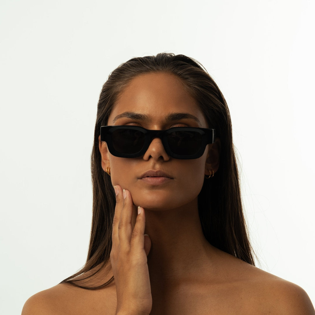 Agnes | Gafas de Sol Stil Oulu: Estilo Elegante y Protección UV para un Verano Brillante