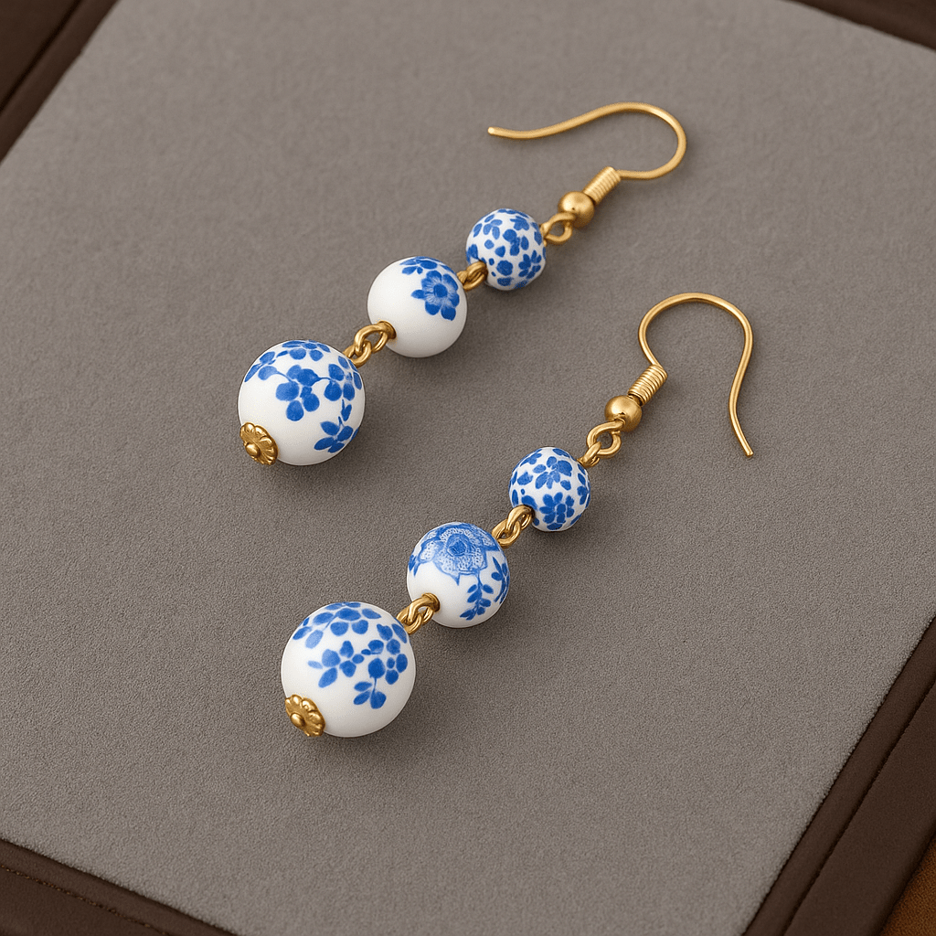 Pendientes Azules Albertha: Elegancia y Estilo para Brillar en Cada Ocasión