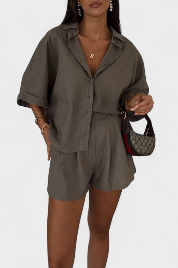 Andrea Set: Effortlessly Chic Outfit for Every Occasion