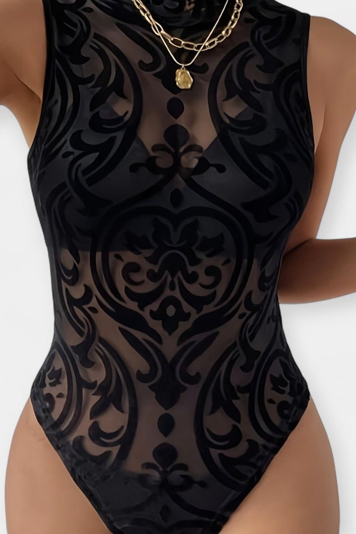 Anette: Elegante Cuerpo Geométrico para Resaltar tu Silueta con Estilo