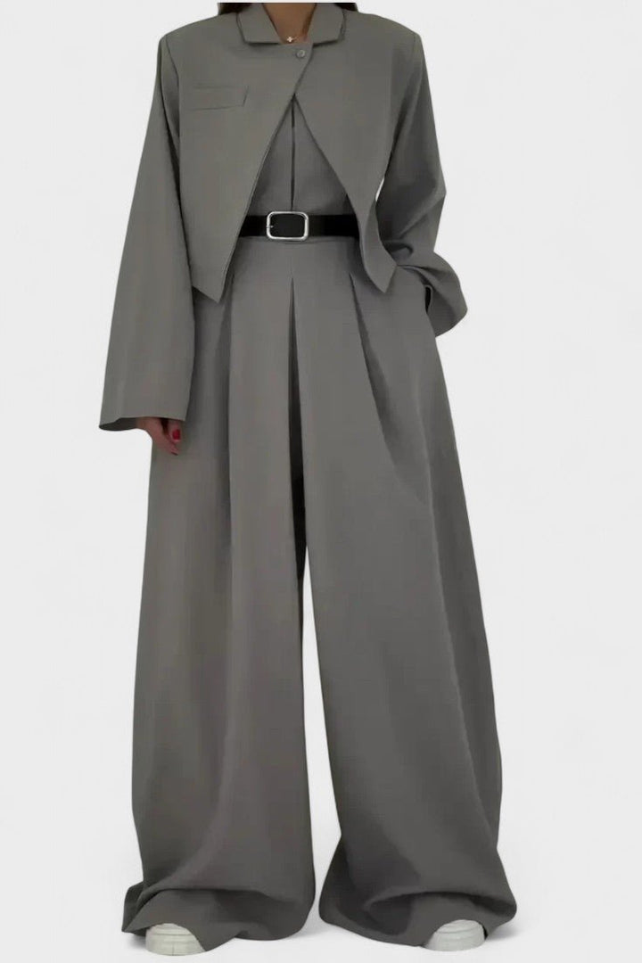 Aritzia Bustier Set: Elevate Your Style with Chic Comfort and Flattering Fit