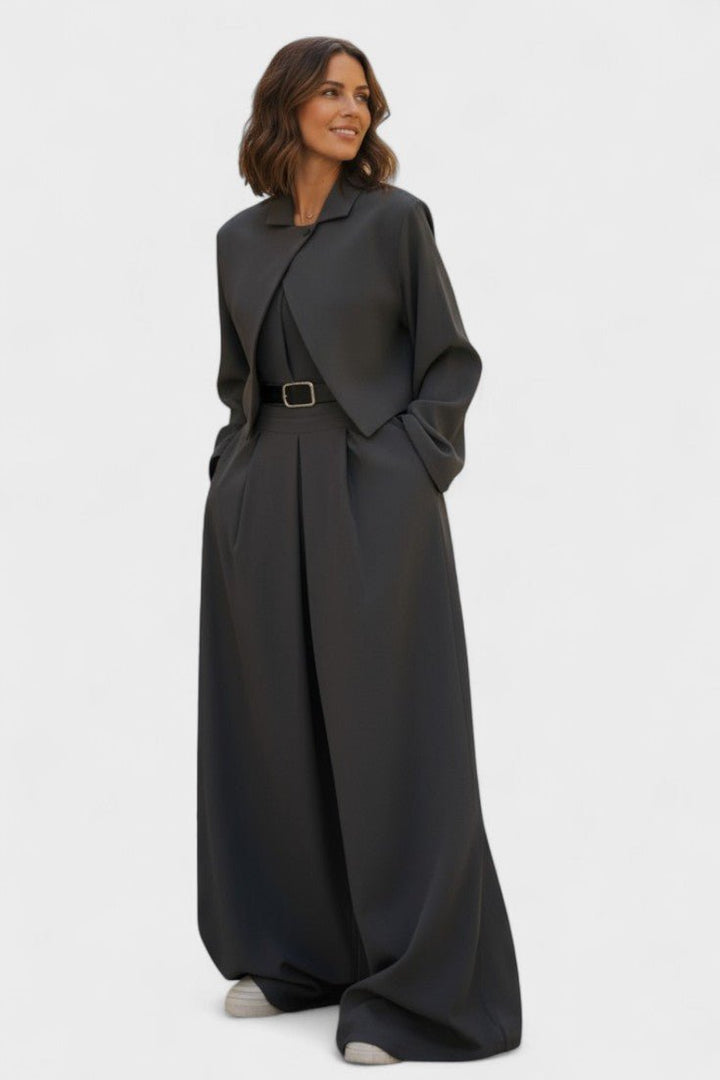 Aritzia Bustier Set: Elevate Your Style with Chic Comfort and Flattering Fit