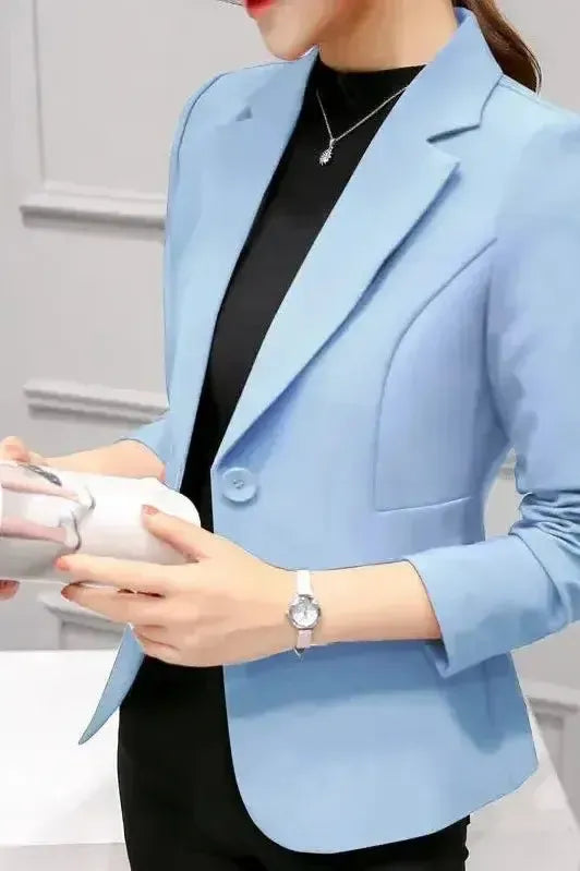 Birgitte Classic Blazer - Elevate Your Style with Timeless Elegance and Versatile Comfort