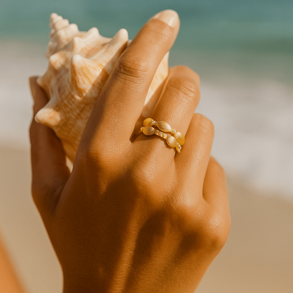 Birgitte | Elegante Arena de Plata para Brillar en Cada Ocasión