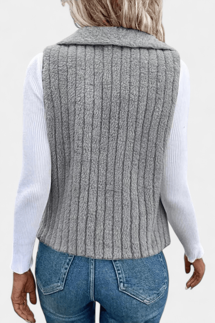 Clara Soft Cardigan: Luxurious Comfort for Effortless Style