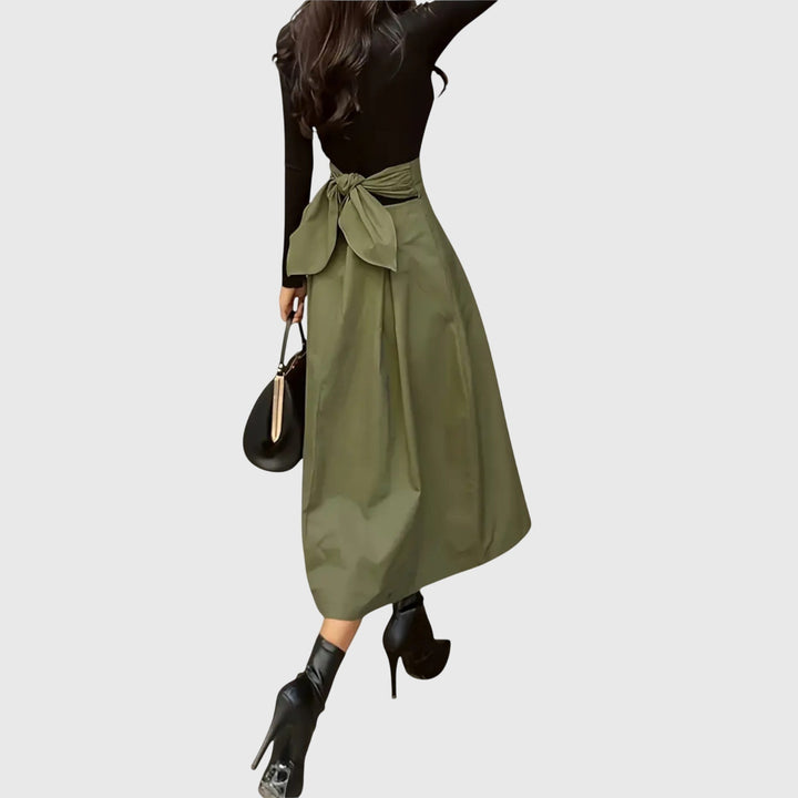 Elina Skirt: Effortless Elegance for Every Occasion