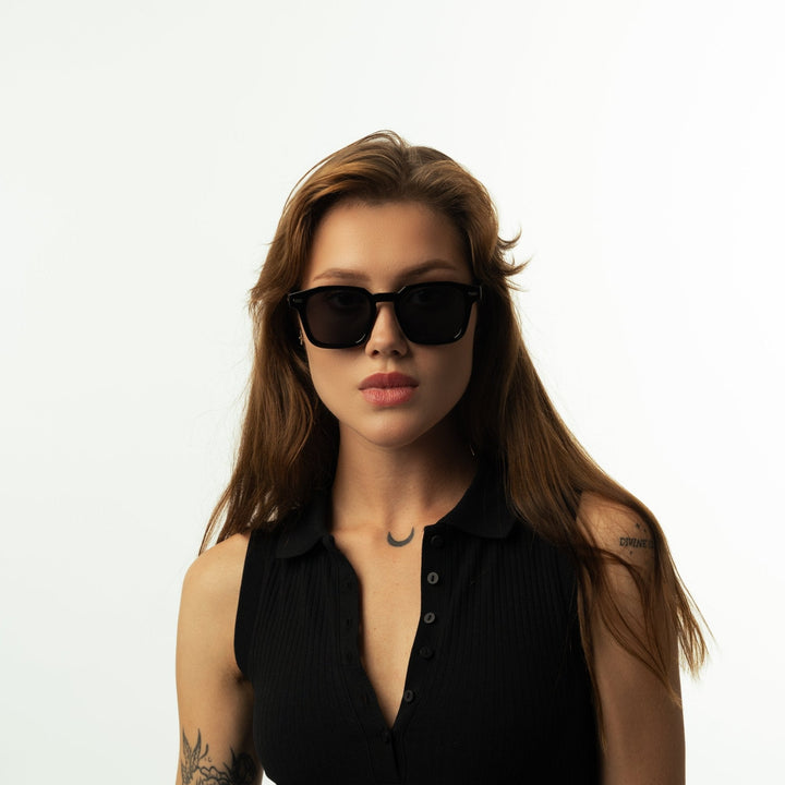 Ella | Gafas Unisex de Estilo Moderno para Proteger tus Ojos con Elegancia