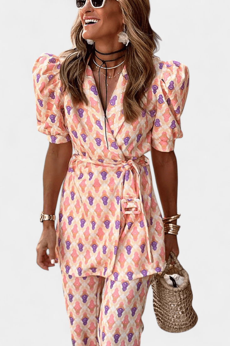 Ellen Ensemble: Elevate Your Style with Effortless Chic Comfort