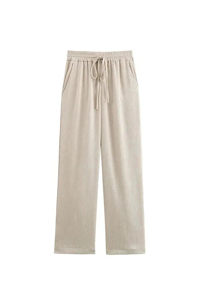 Filippa Stylish Ensemble - Elevate Your Wardrobe with Effortless Chic