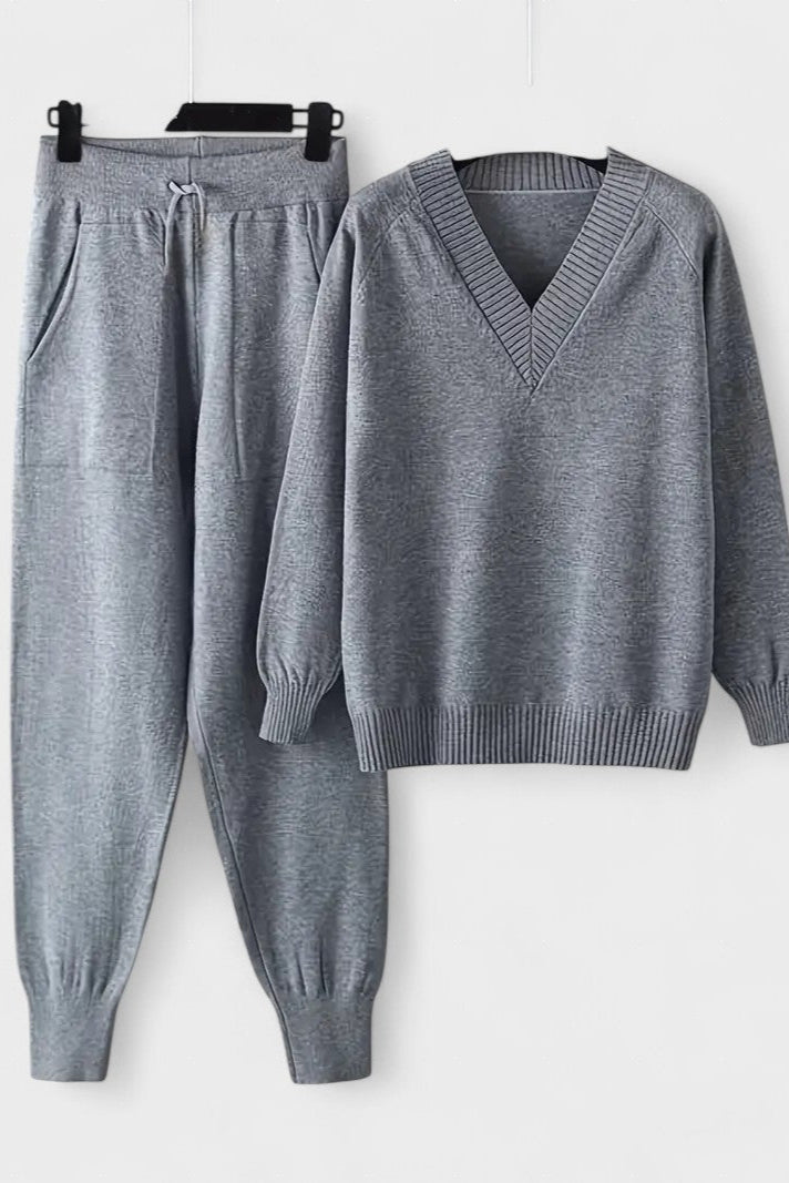 Filippa Cozy Knit Set for Ultimate Comfort and Style