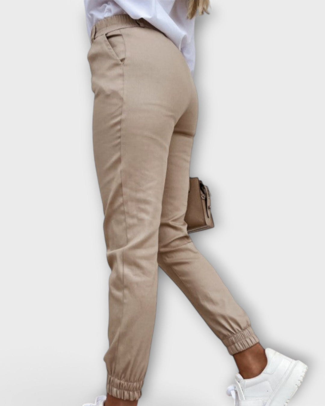 Freja Stretch Pants: Ultimate Comfort and Flexibility for Everyday Style