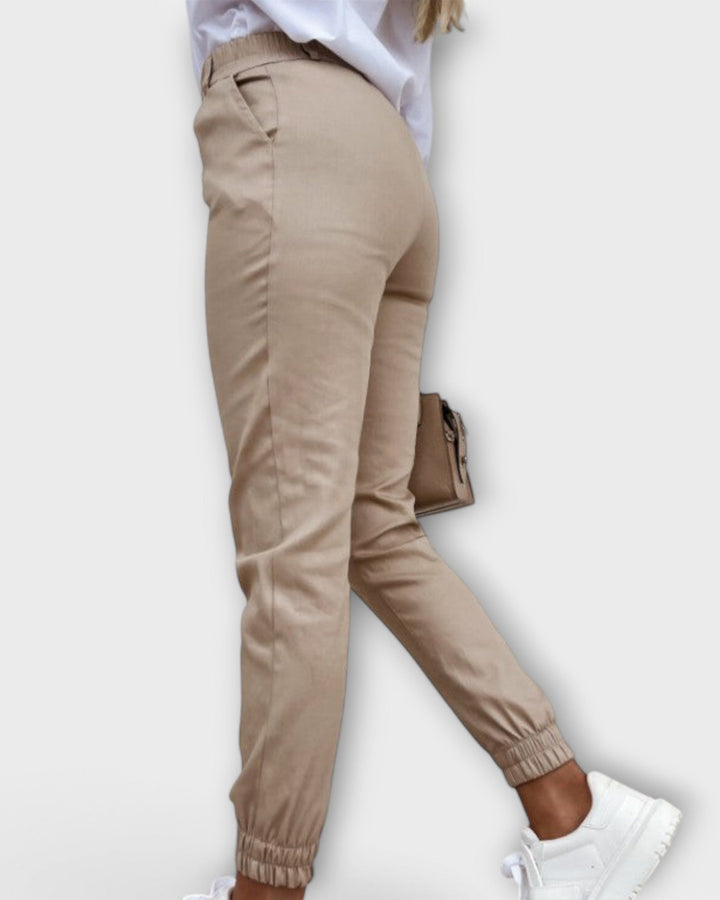 Freja Stretch Pants: Ultimate Comfort and Flexibility for Everyday Style