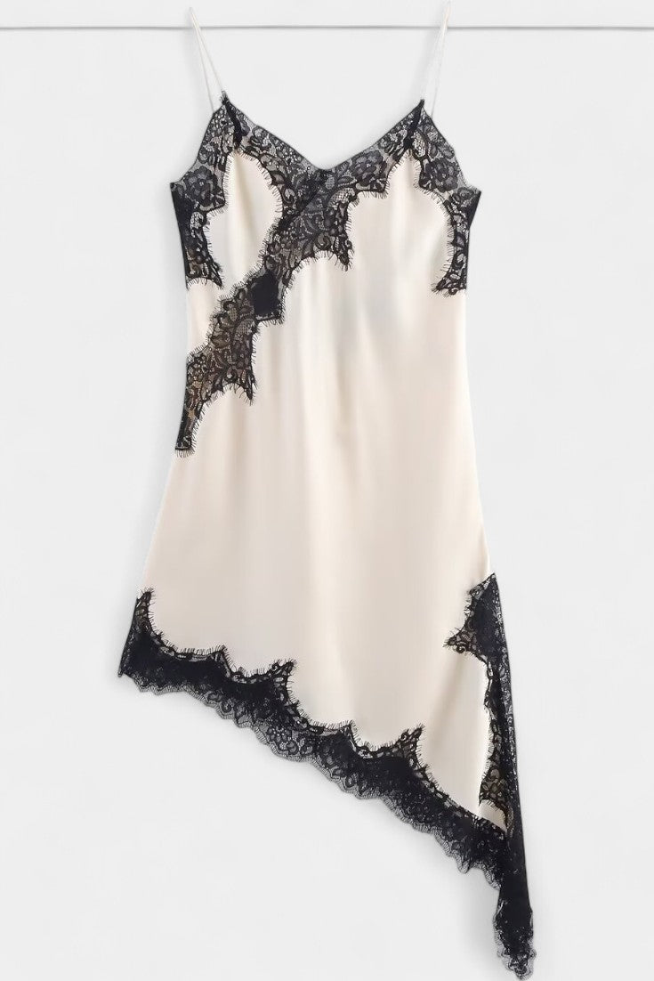 Frida | Elegantly Styled Dress