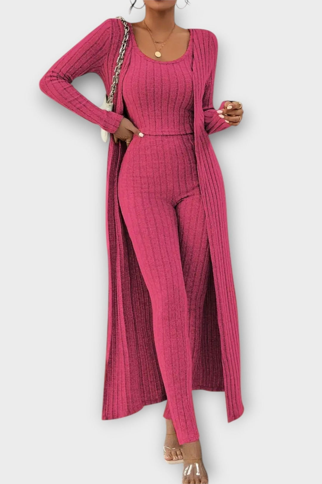 Frida Collection: Elegant and Versatile Outfits for Effortless Style