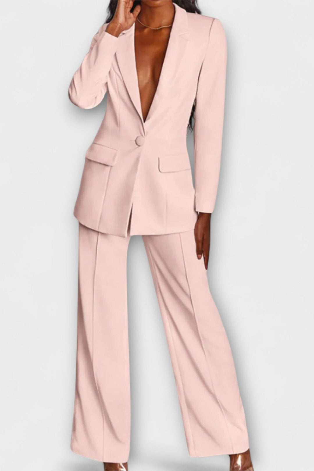 Elevate Your Style with Gry's Chic and Versatile Outfit Set