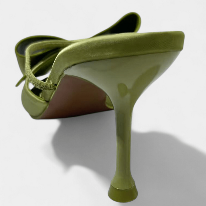 Helle | Elegantes Tacones de Cuero Sintético para un Estilo Sofisticado y Confortable