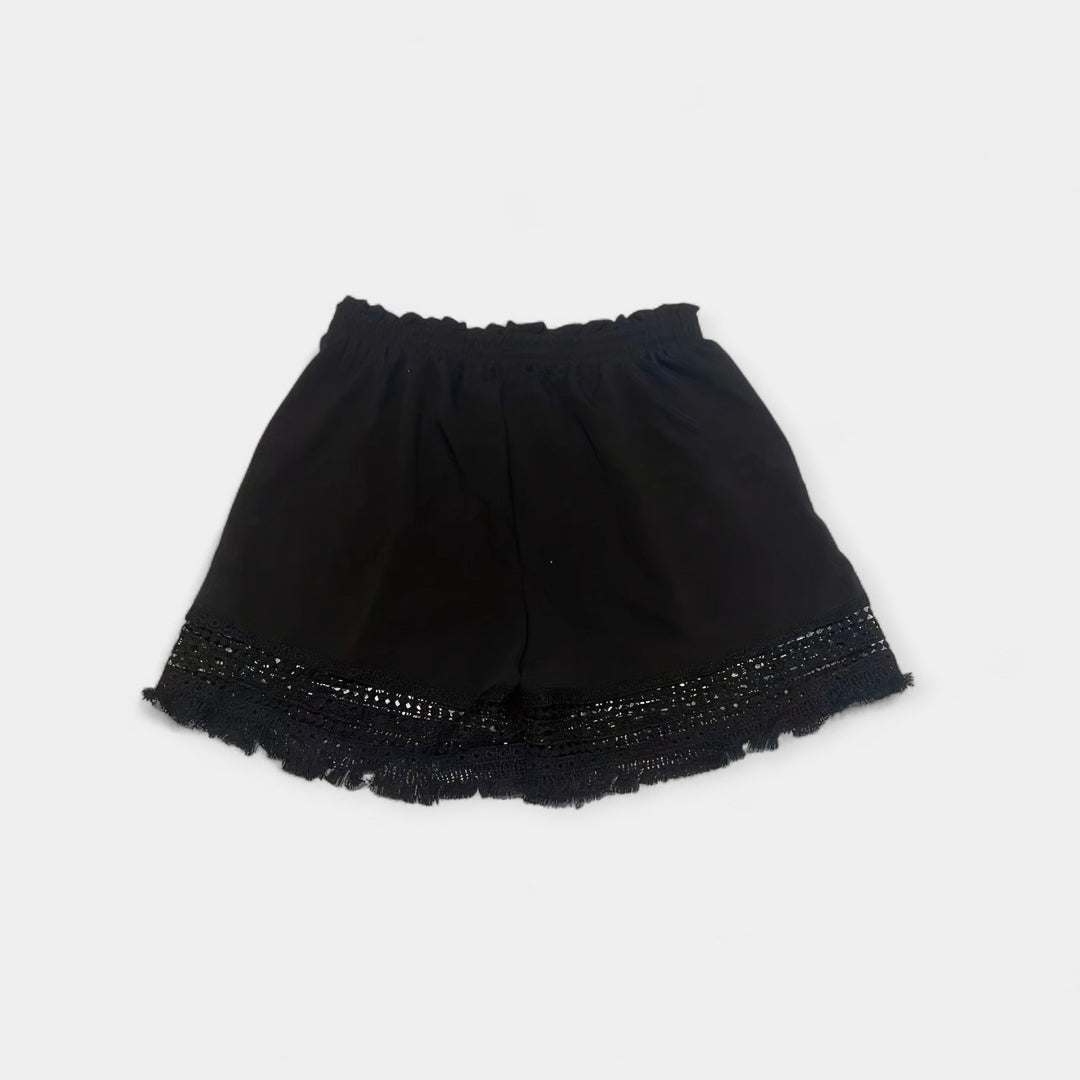 Ida Lace Shorts: Effortless Elegance for Chic Summer Style
