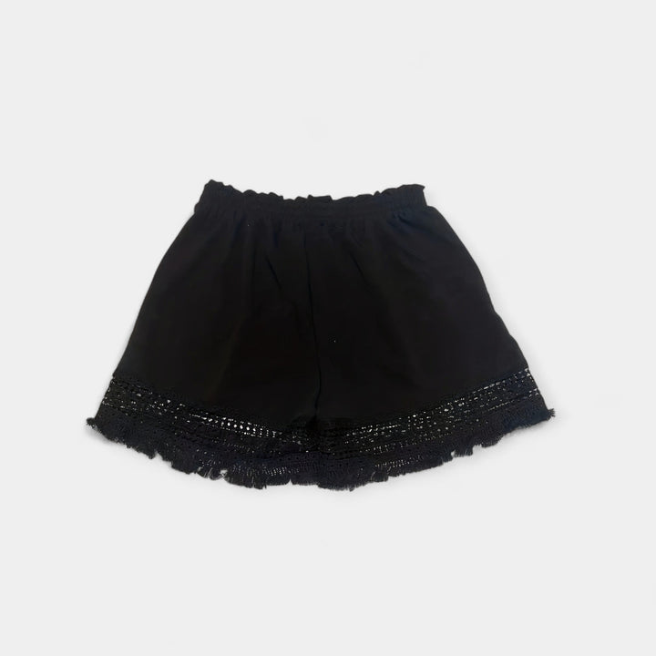 Ida Lace Shorts: Effortless Elegance for Chic Summer Style