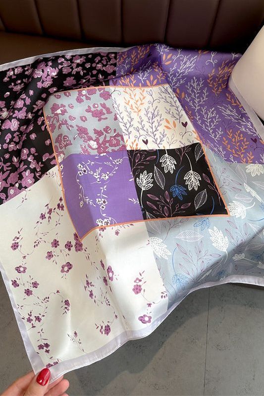 Chal de Seda Violetta Johanne: Elegancia y Sofisticación para Cada Ocasión