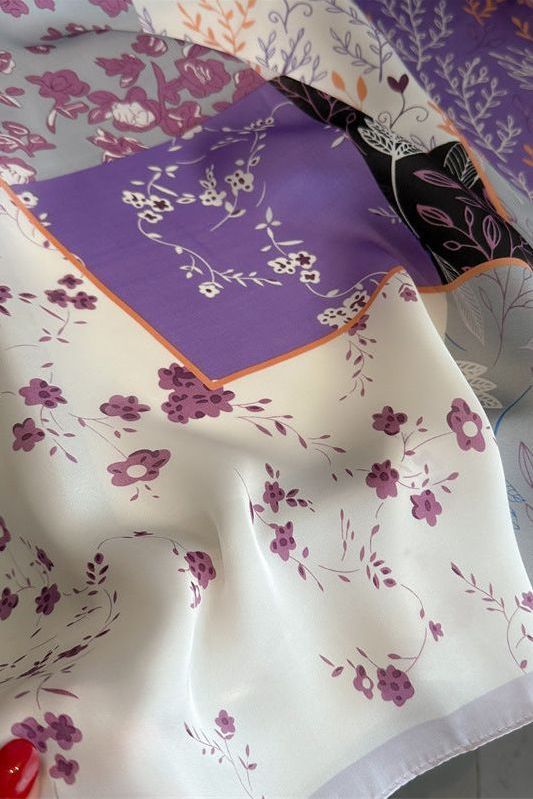 Chal de Seda Violetta Johanne: Elegancia y Sofisticación para Cada Ocasión