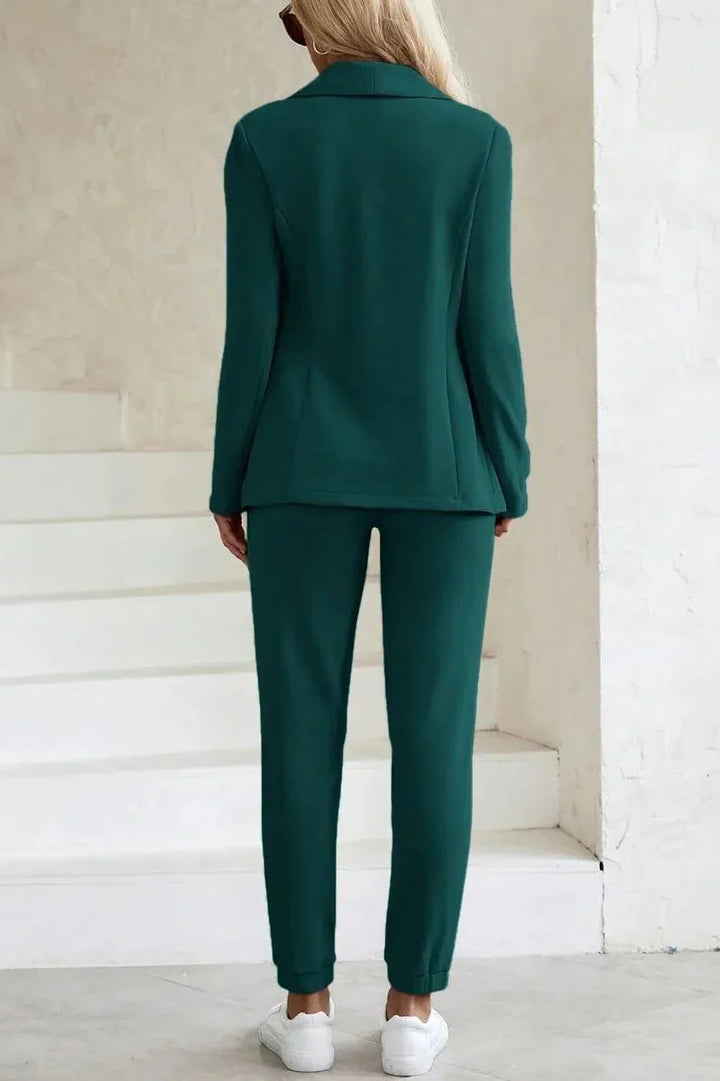 Josefine Elegant Ensemble - Effortless Style for Every Occasion