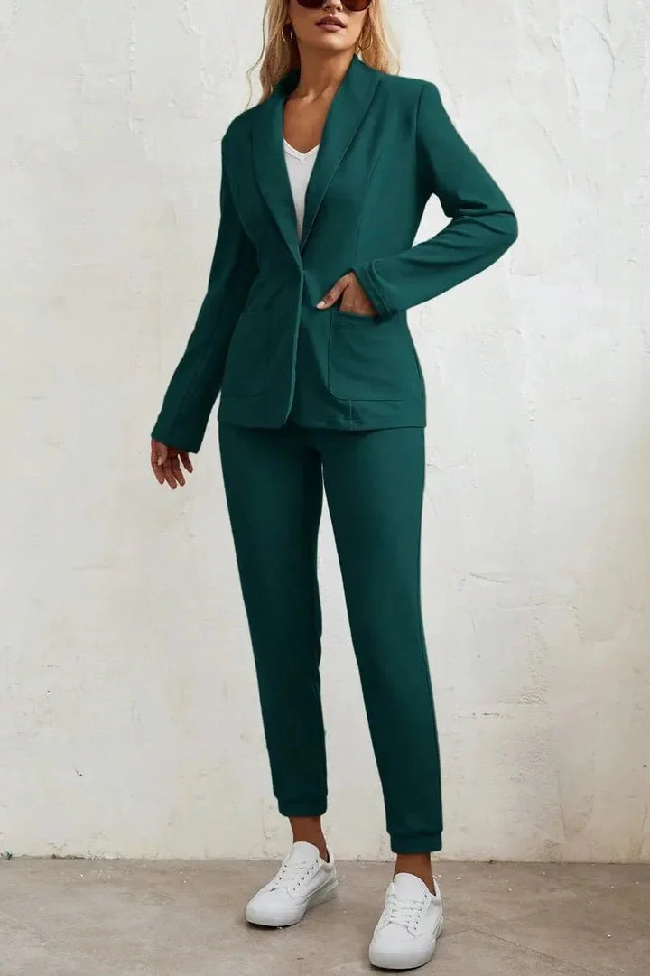 Josefine Elegant Ensemble - Effortless Style for Every Occasion