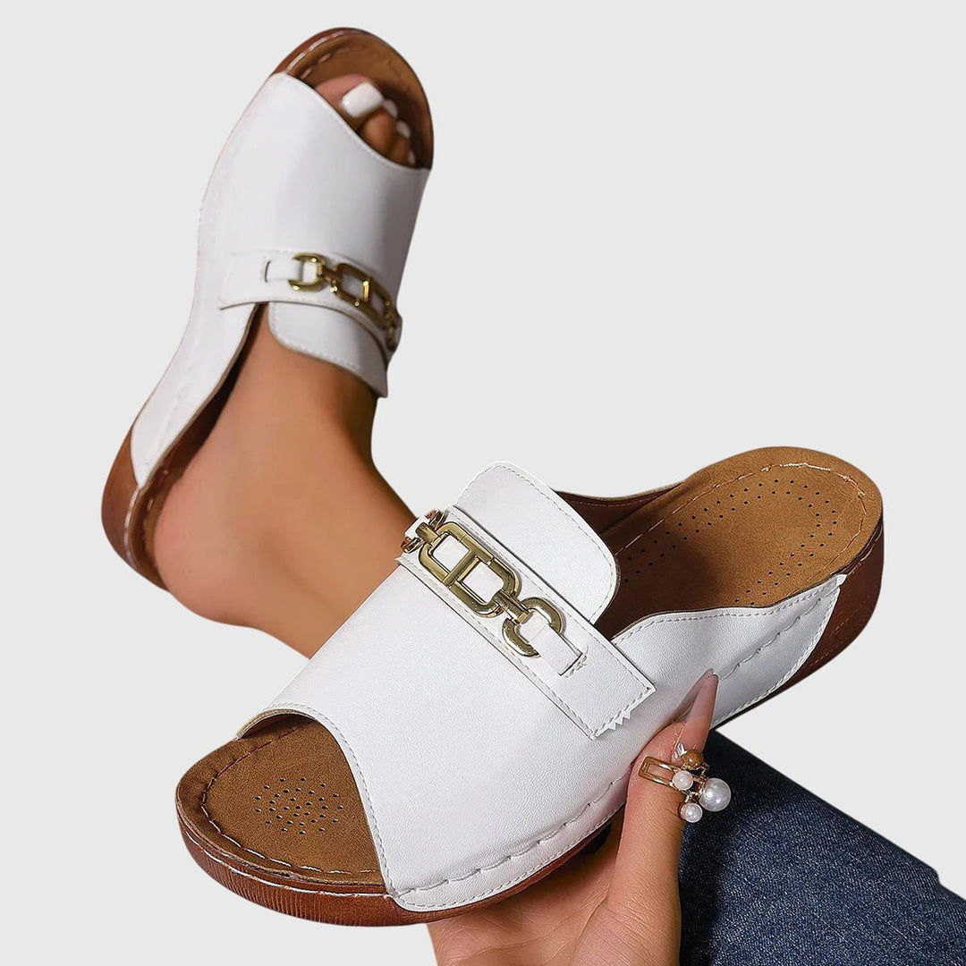 Sandalias Julie: Comodidad y Estilo para Cada Paso