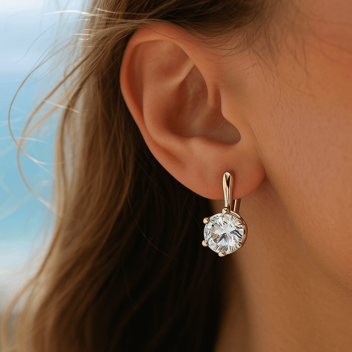 Pendientes de Zircón Julie: Brillantes y Elegantes para Resaltar tu Belleza