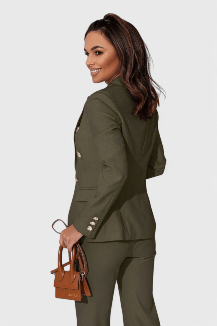 Karen Ensemble: Effortless Style for Every Occasion