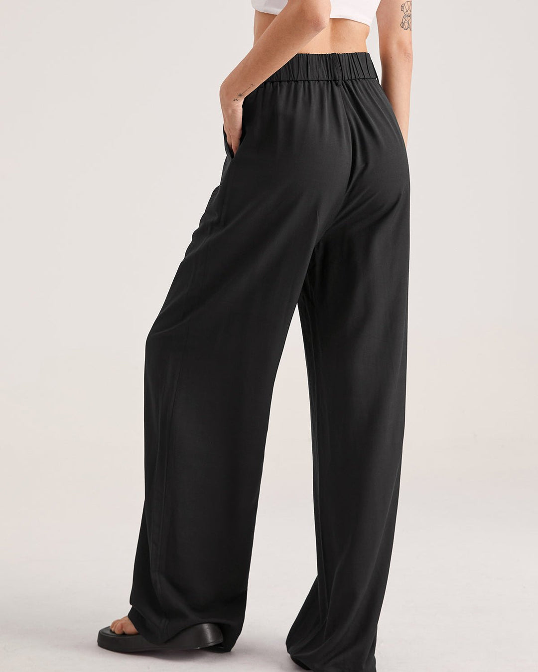 Karla Vapaa Dress Pants: Effortless Elegance for Every Occasion