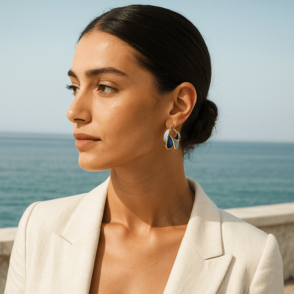 Pendientes de Esmalte Kirstine: Elegancia Colorida para Brillar en Cada Ocasión