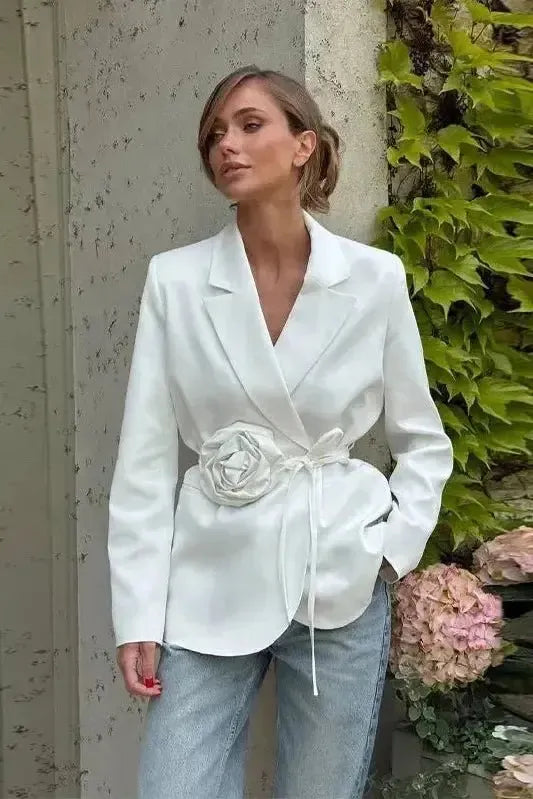 Lene Classic Blazer: Elevate Your Style with Timeless Elegance and Versatile Comfort