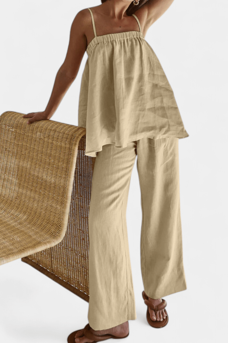 Lia Comfort Set: Elevate Your Style with Luxurious Comfort and Effortless Elegance