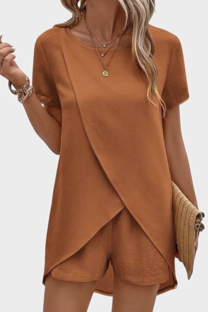 Lorena Collection: Elegant and Versatile Outfit for Effortless Style