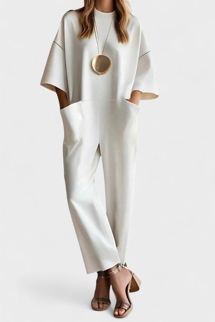 Luna Mono: Elevate Your Style with Our Chic and Versatile Fashion Essential