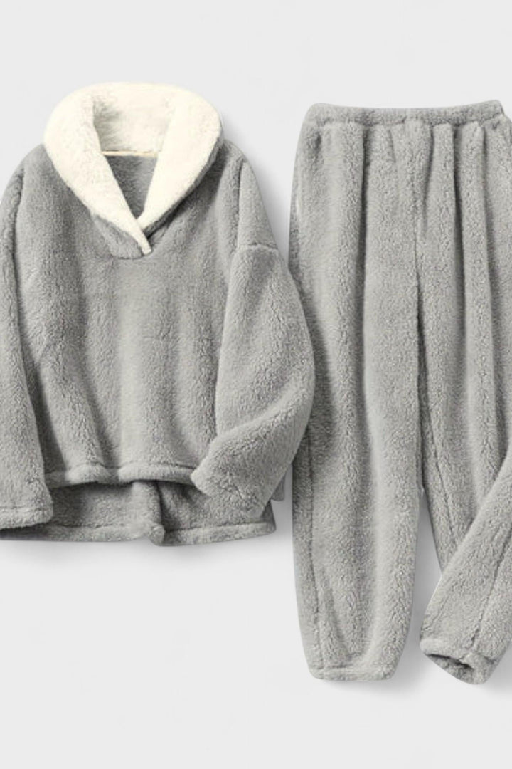 Maja Cozy Flannel Set for Ultimate Comfort and Warmth