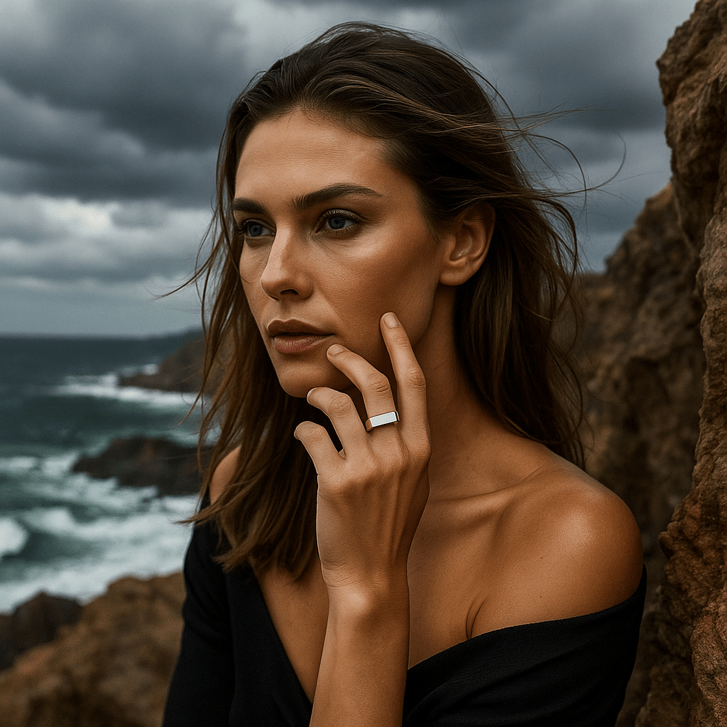 Maja | Elegante Anillo Geométrico para Realzar tu Estilo Único