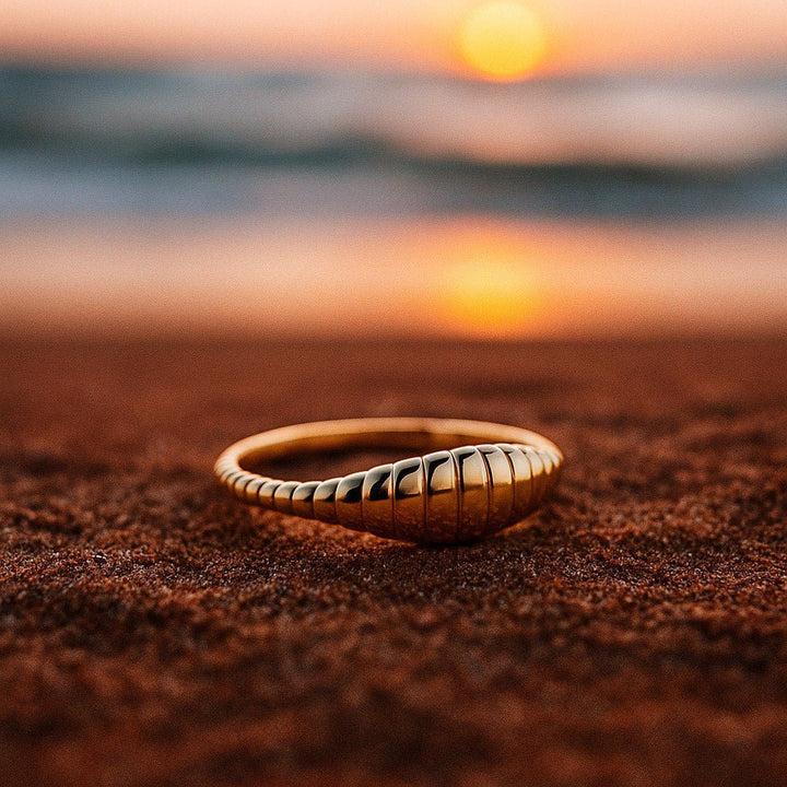 Anillo Malene: Elegancia Artesanal para Brillar en Cada Ocasión