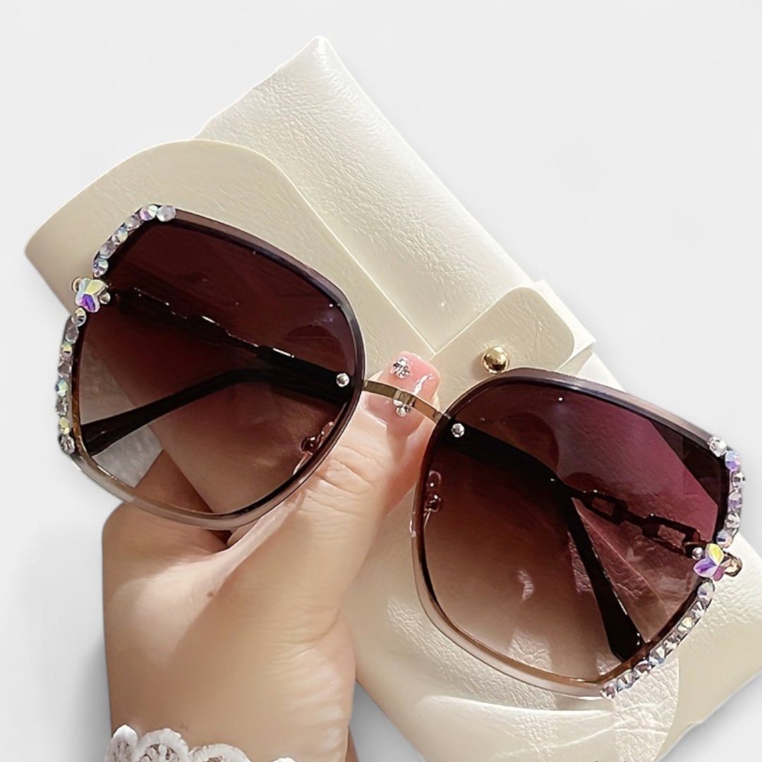 Malene | Gafas Inari: Estilo Elegante y Protección UV para un Look Sofisticado