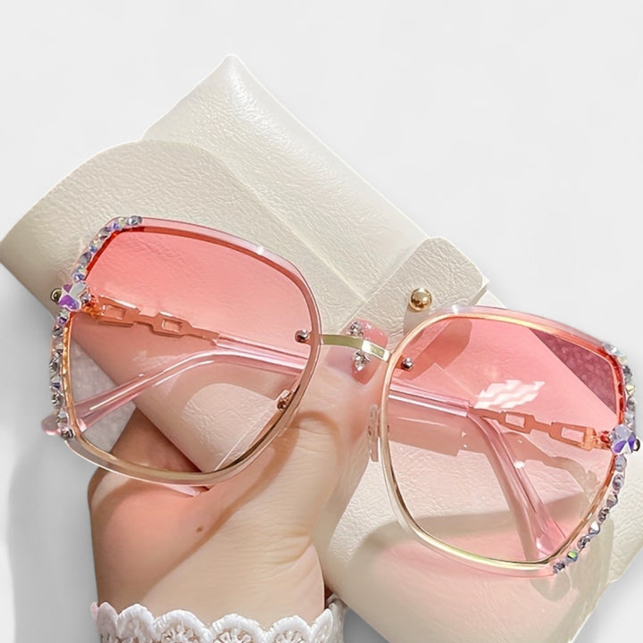 Malene | Gafas Inari: Estilo Elegante y Protección UV para un Look Sofisticado