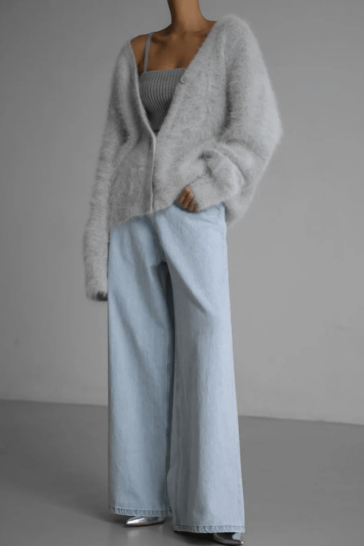 Malou Luxurious Cashmere Cardigan for Ultimate Comfort and Elegance