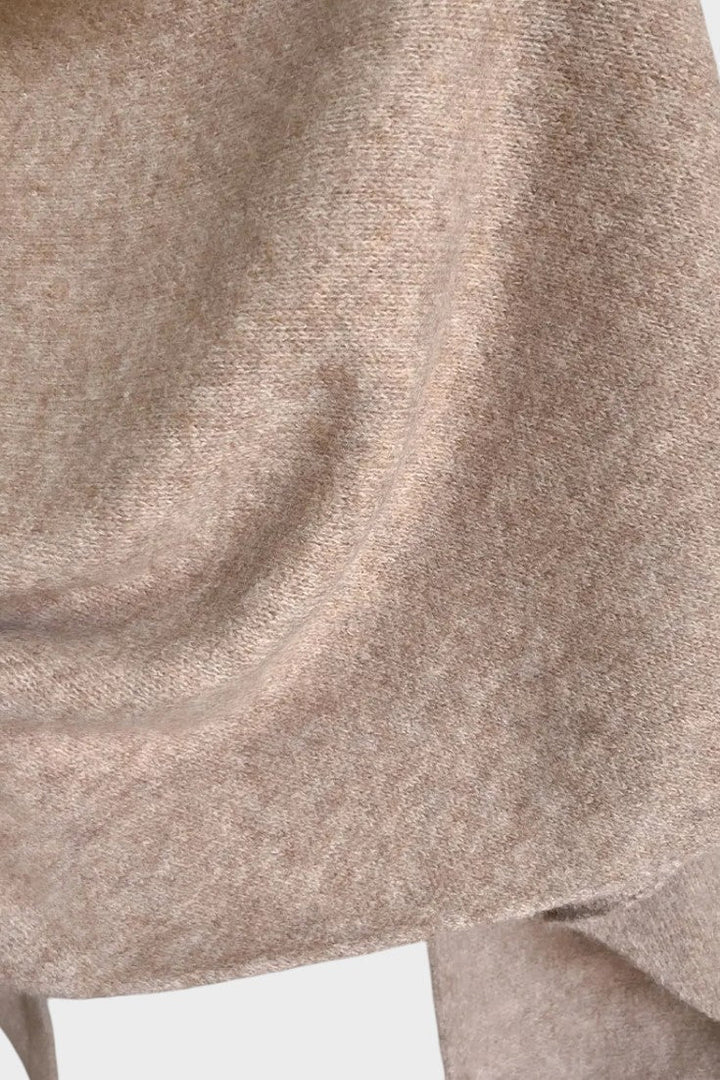 Marie Luxury Wool Scarf - Cozy Warmth and Timeless Style for Every Occasion