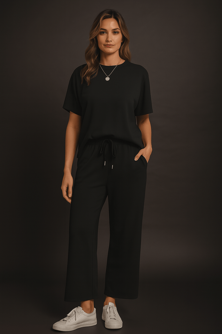 Mia Summer Set: Effortless Style and Comfort for Your Warm Weather Adventures