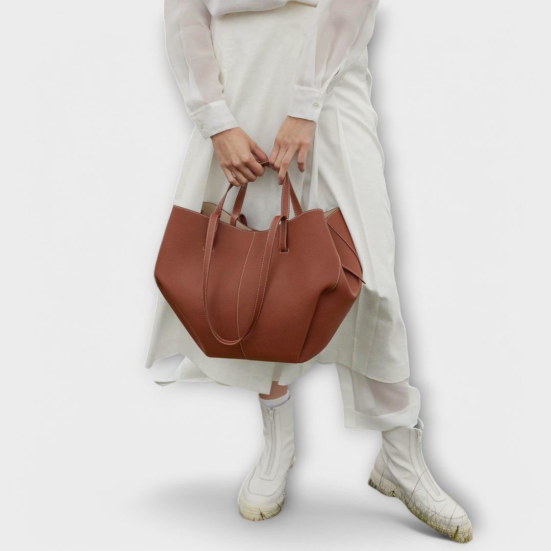 Mille | Elegante Bolso de Cuero Aura para un Estilo Sofisticado y Atemporal