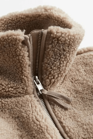 Mille™ | Abrigo de Teddy Elegante con Diseño Nórdico