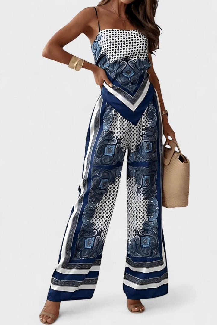 Elegant Paisley Ensemble for Effortless Style and Comfort