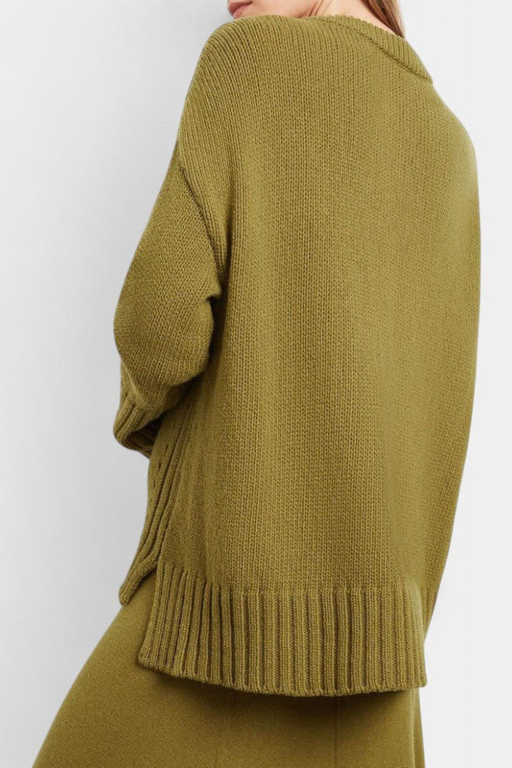 Patricia Ensemble: Elevate Your Style with Effortless Elegance and Comfort