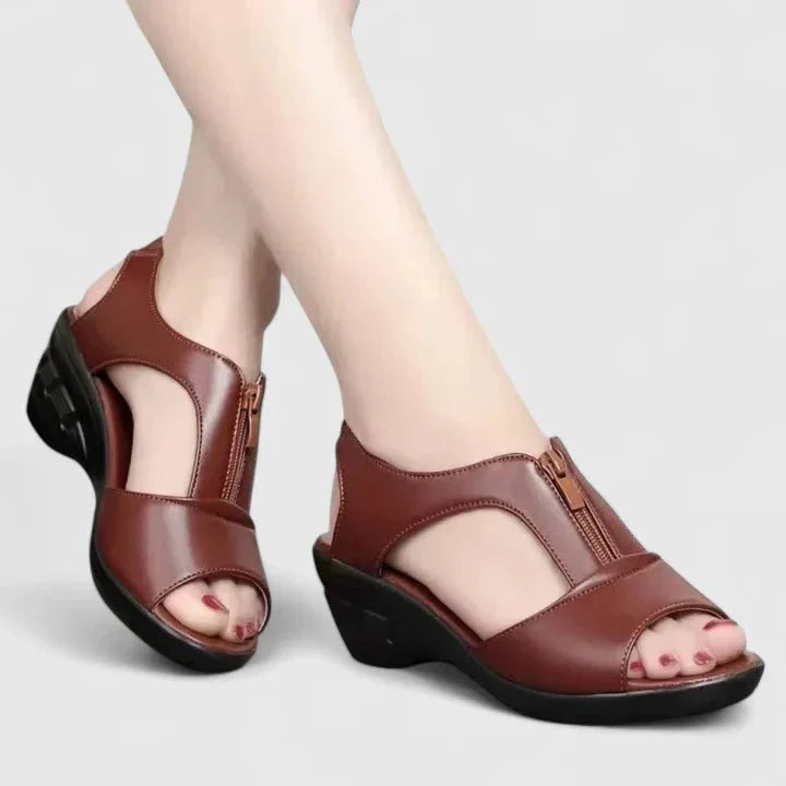 Sandalias Pernille: Elegancia y Comodidad para Cada Ocasión