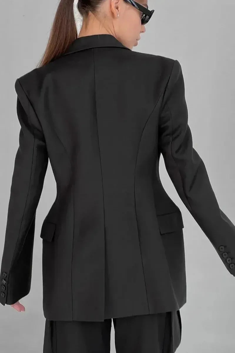Pernille Classic Blazer - Elevate Your Style with Timeless Elegance and Versatile Comfort