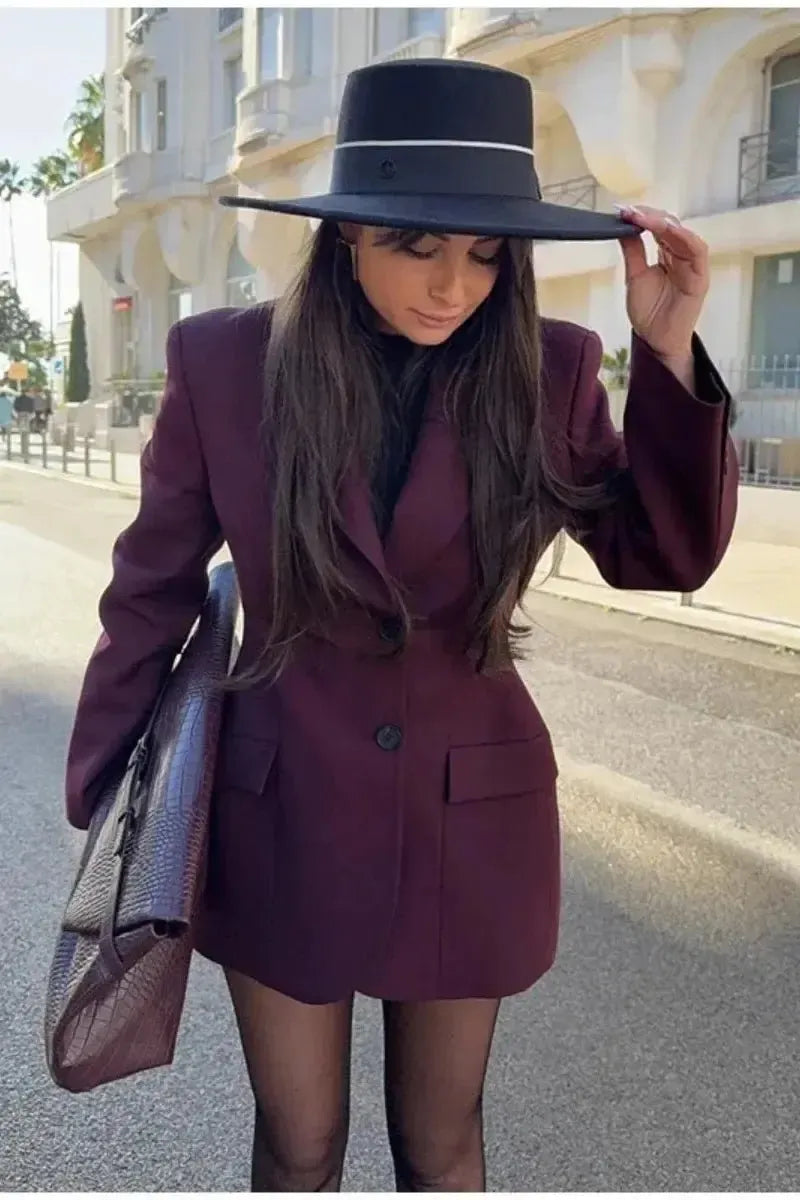 Pernille Classic Blazer - Elevate Your Style with Timeless Elegance and Versatile Comfort